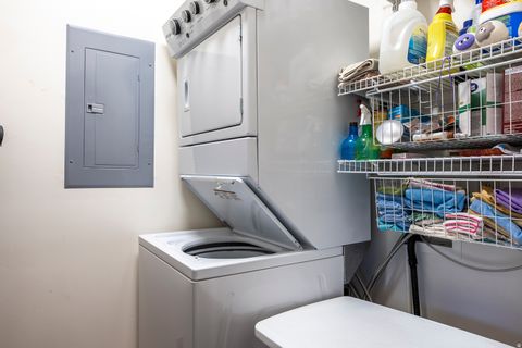 Tiny photo for 2124 E CHERRY LN, Layton, UT 84040 (MLS # 2134914)