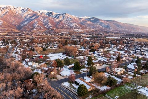 Tiny photo for 2124 E CHERRY LN, Layton, UT 84040 (MLS # 2134914)