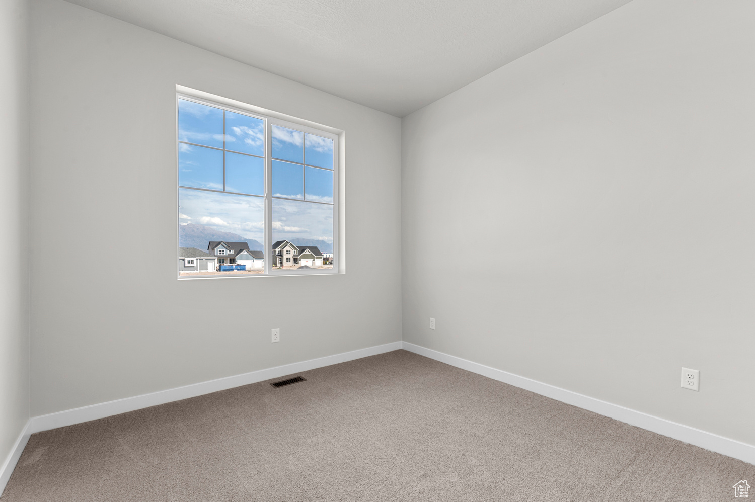 HOLBROOK FARMS 333 - Residential