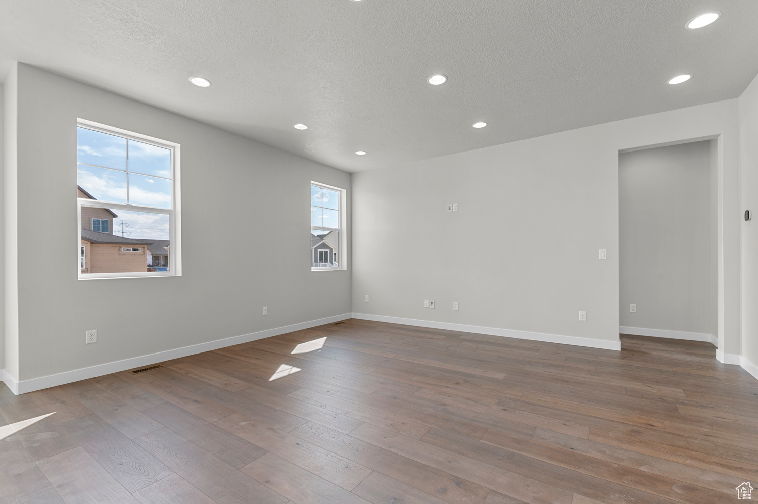 HOLBROOK FARMS 333 - Residential