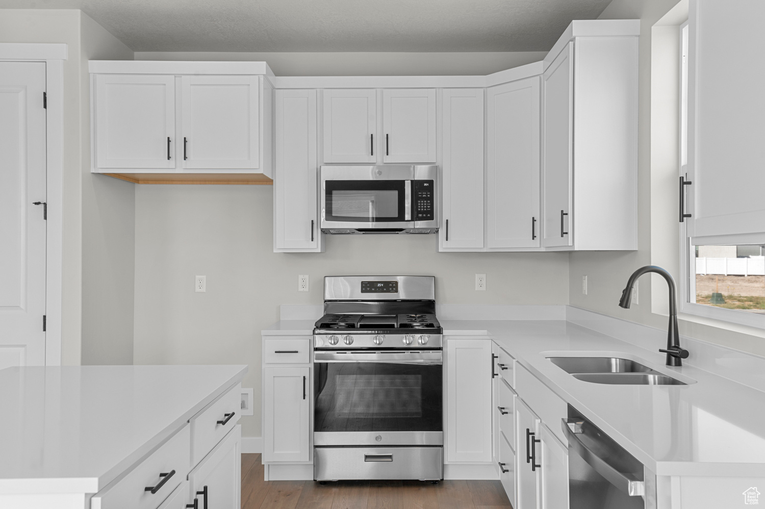 HOLBROOK FARMS 333 - Residential