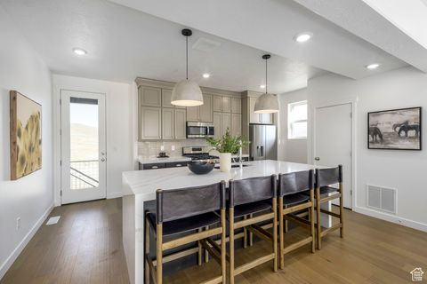Tiny photo for 2002 W POINTE DR #E-3, Heber City, UT 84032 (MLS # 2115759)