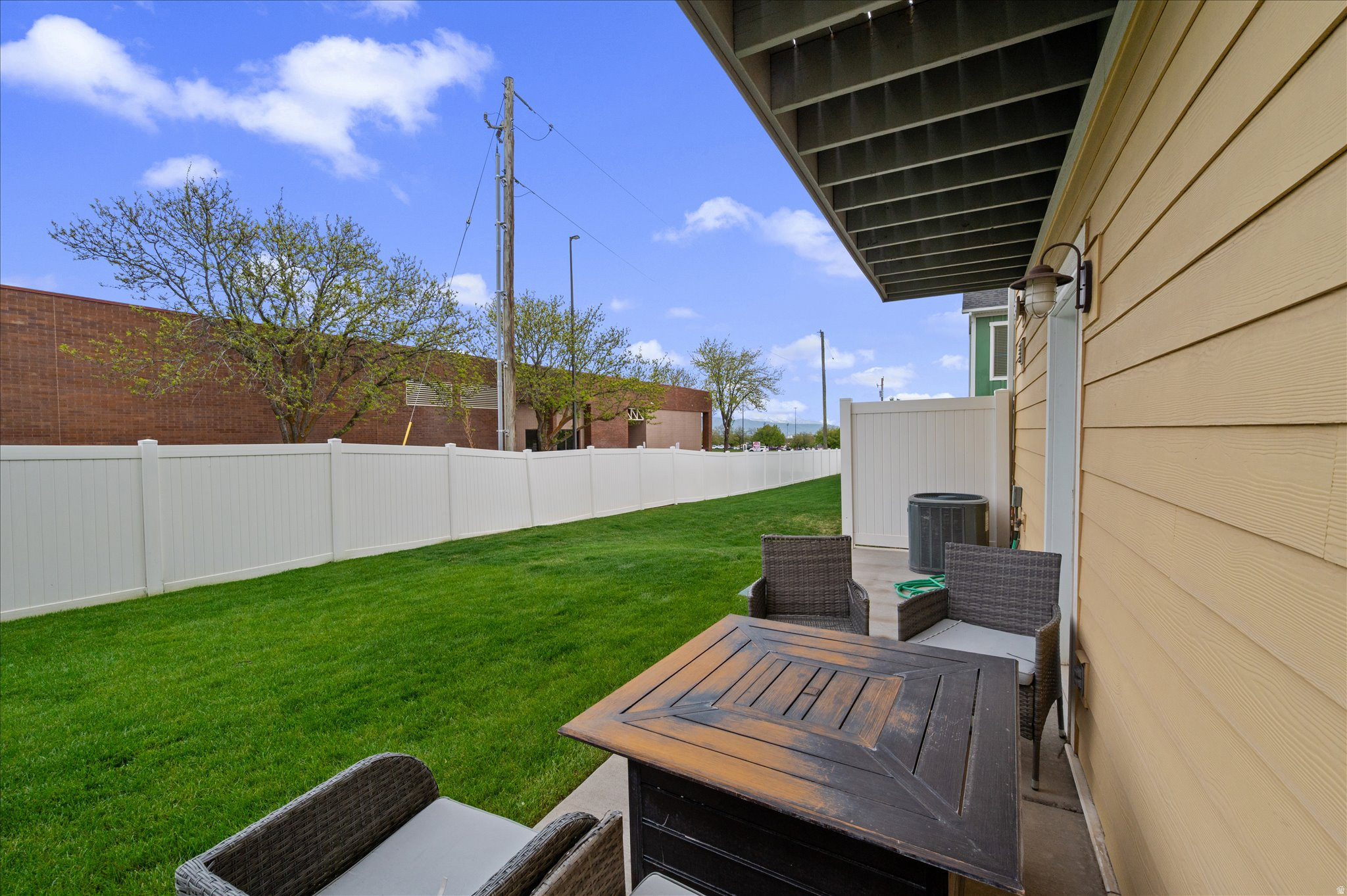 THE RIDGE KNIGHTS CO - Residential