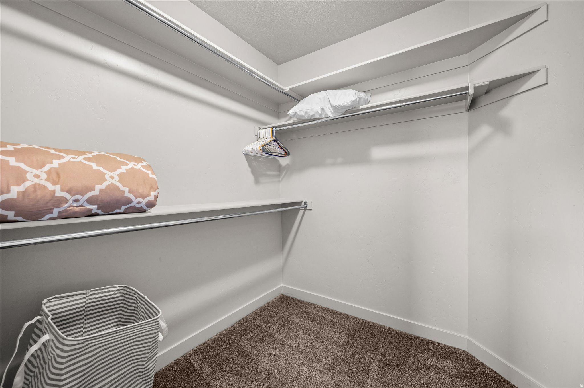 THE RIDGE KNIGHTS CO - Residential