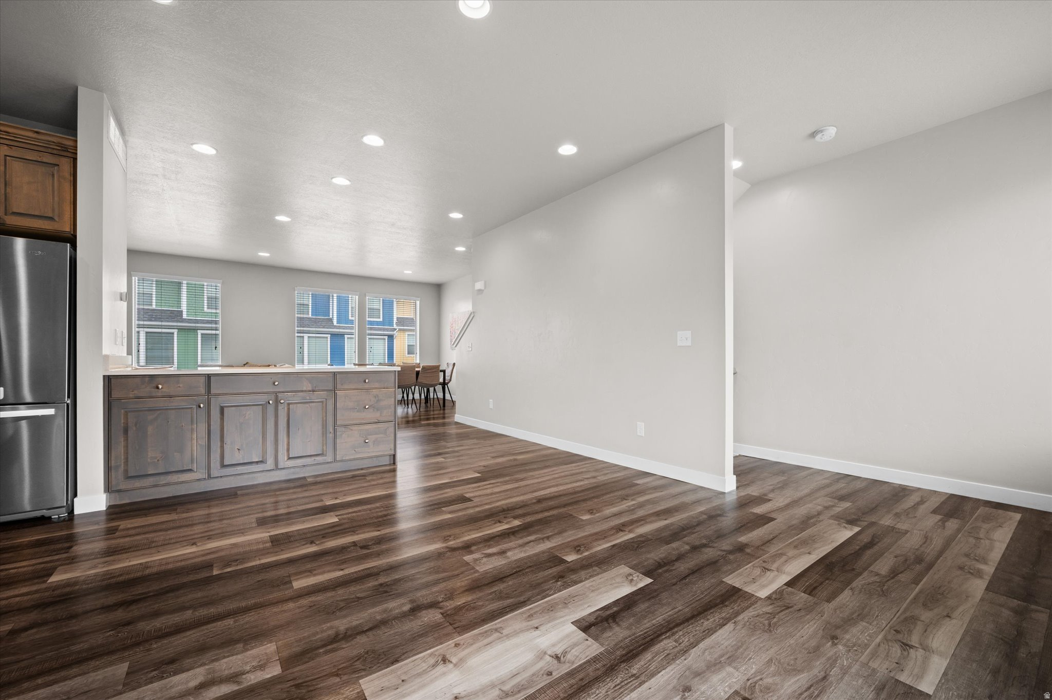 THE RIDGE KNIGHTS CO - Residential