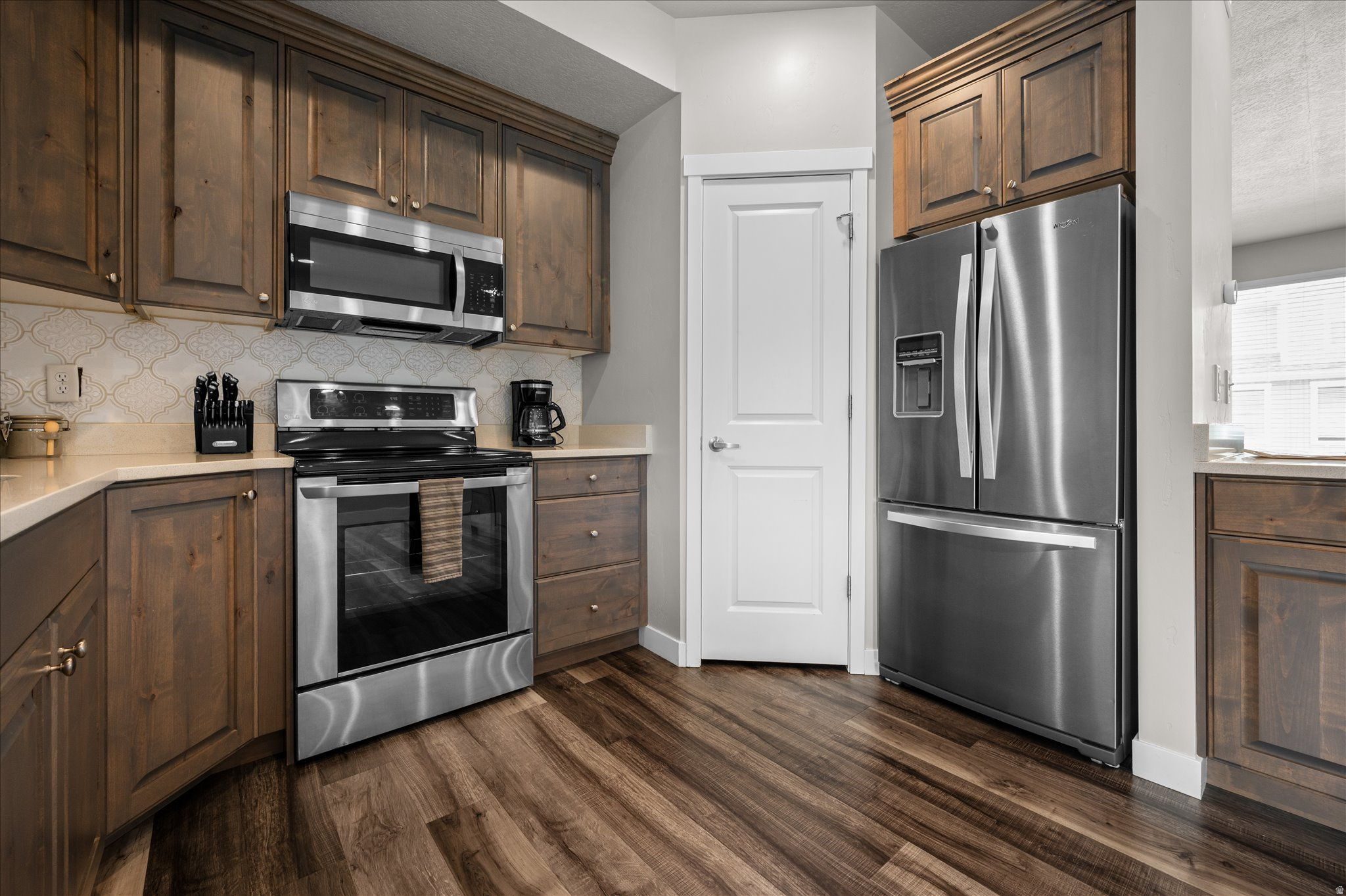 THE RIDGE KNIGHTS CO - Residential