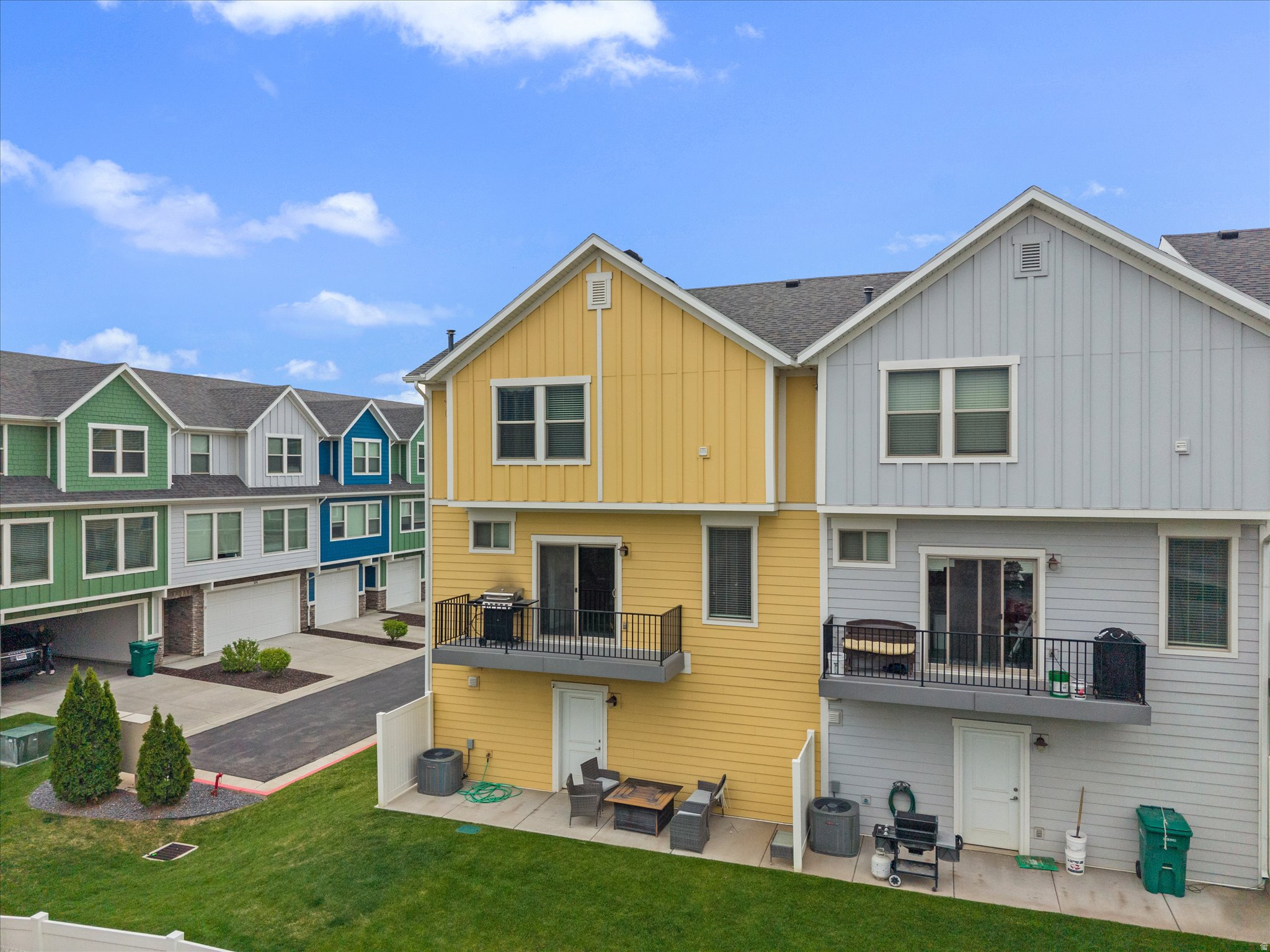 THE RIDGE KNIGHTS CO - Residential