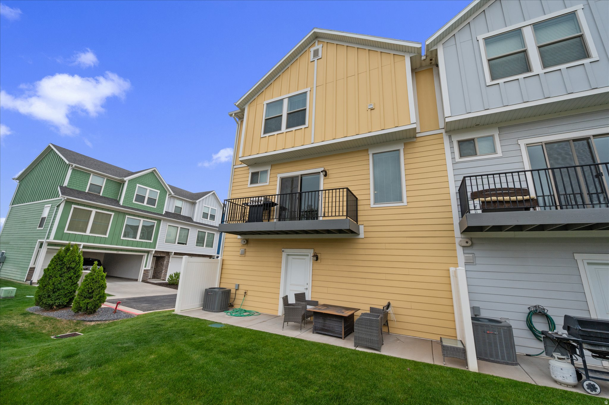 THE RIDGE KNIGHTS CO - Residential