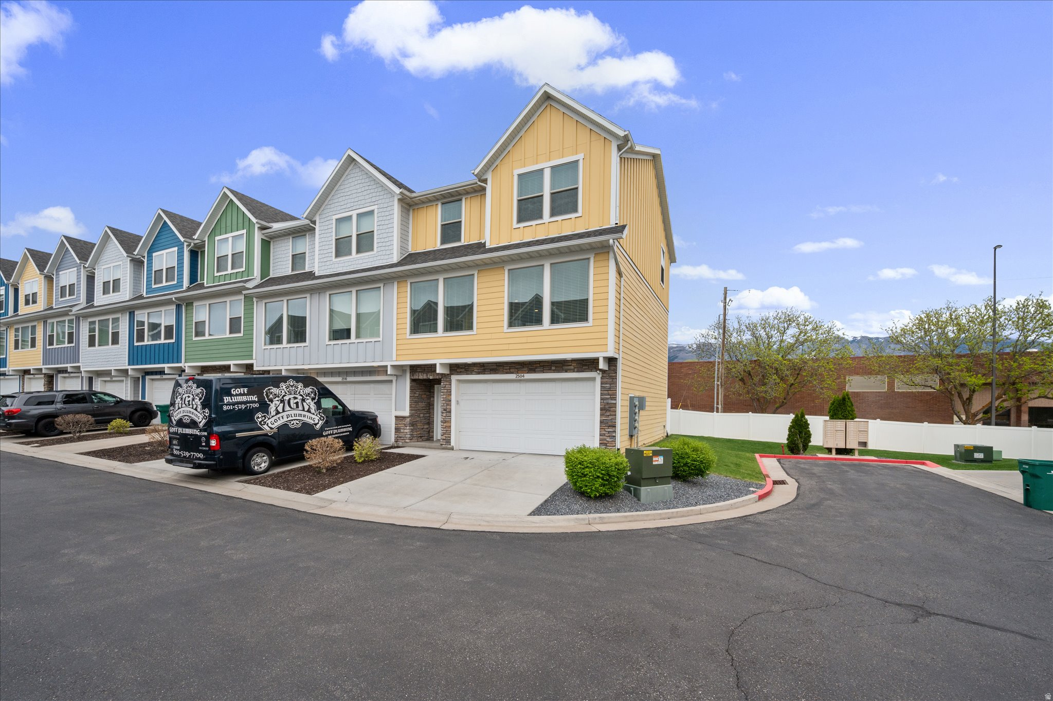 THE RIDGE KNIGHTS CO - Residential