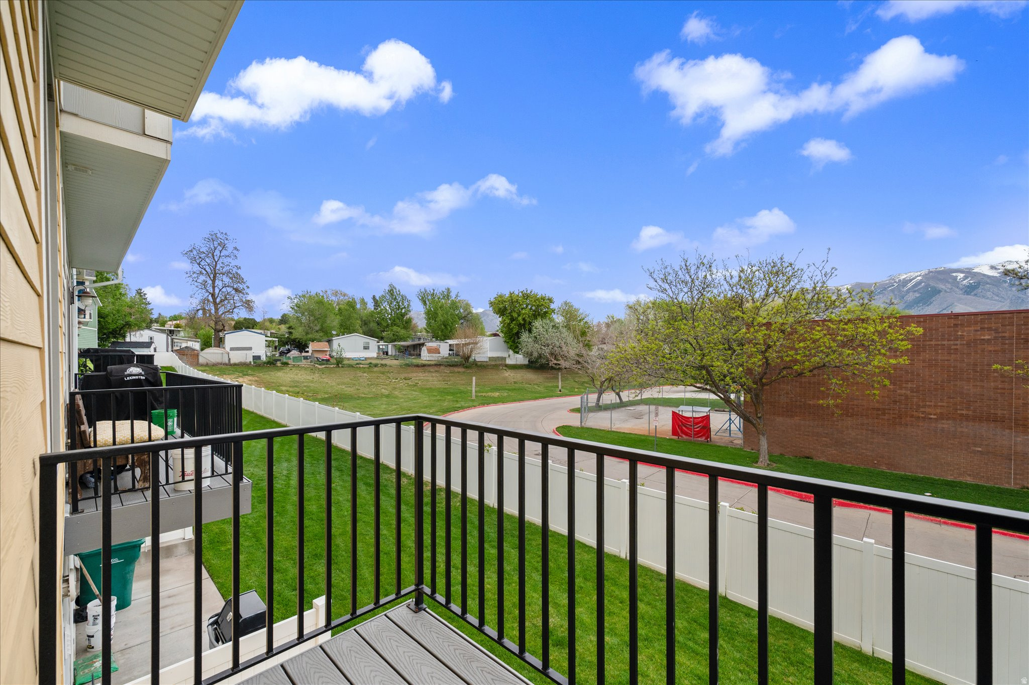 THE RIDGE KNIGHTS CO - Residential