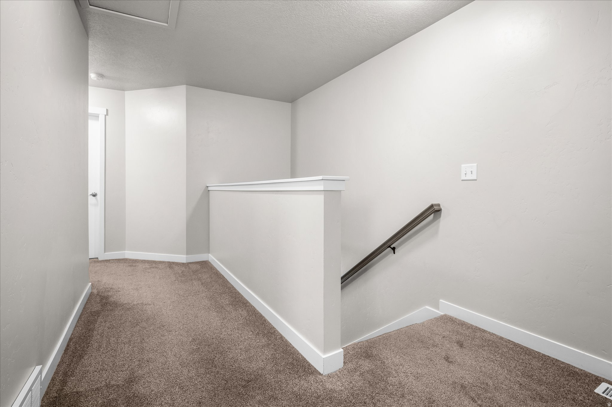 THE RIDGE KNIGHTS CO - Residential