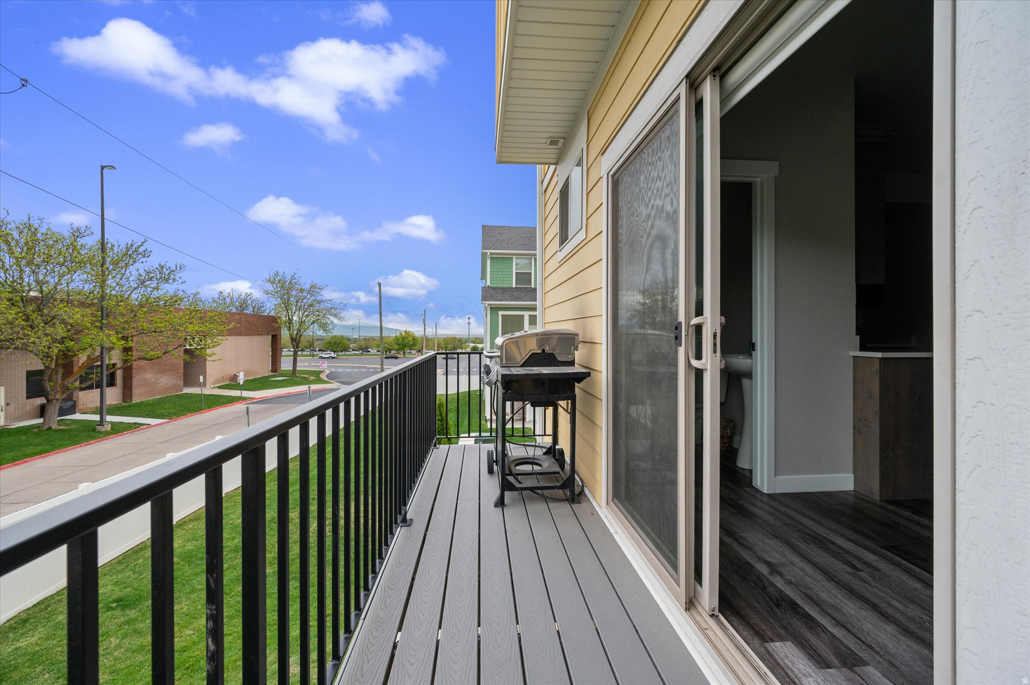 THE RIDGE KNIGHTS CO - Residential