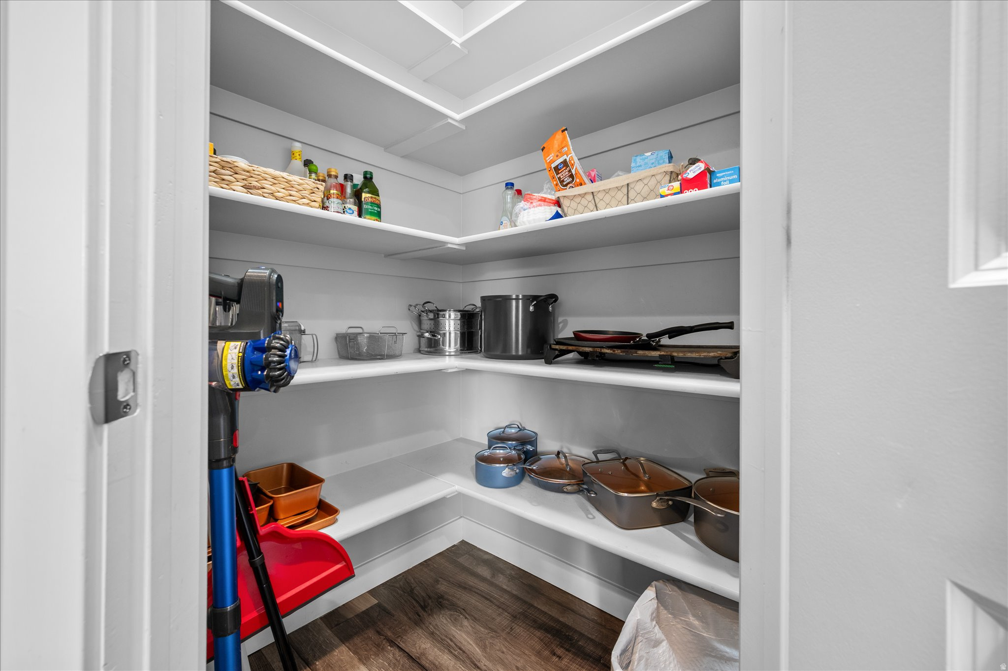 THE RIDGE KNIGHTS CO - Residential