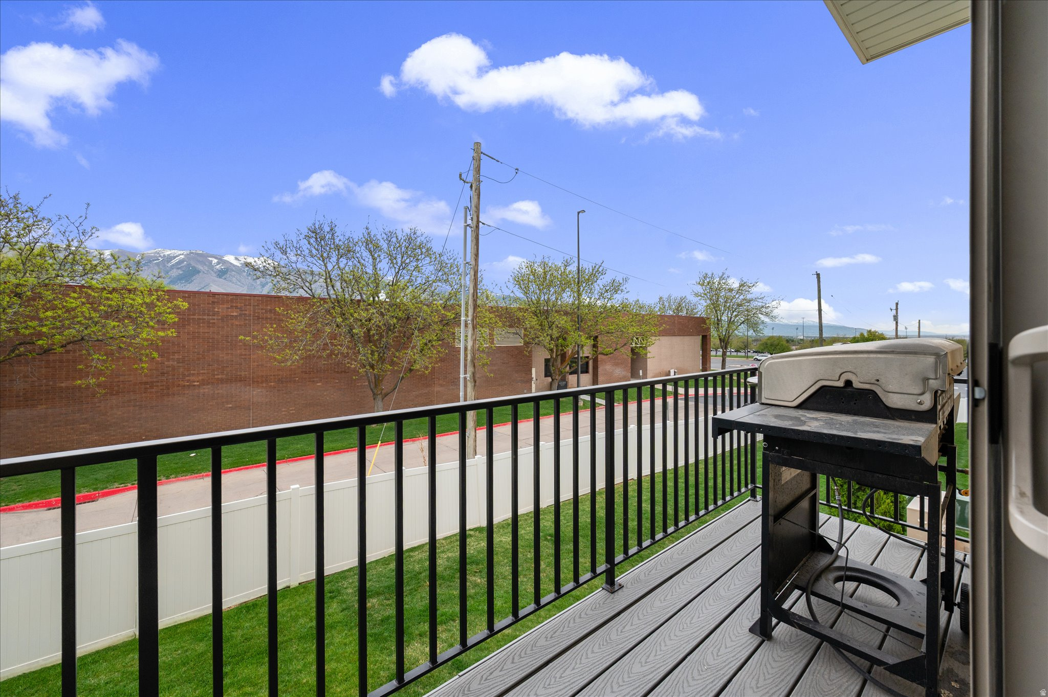 THE RIDGE KNIGHTS CO - Residential