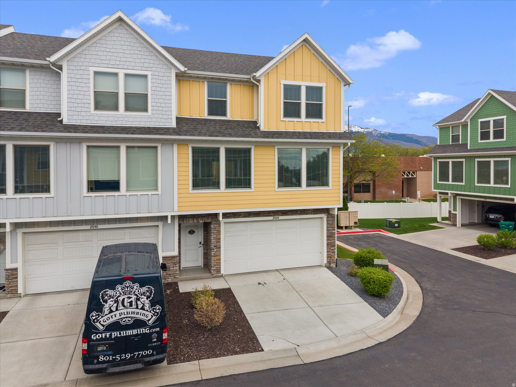 THE RIDGE KNIGHTS CO - Residential