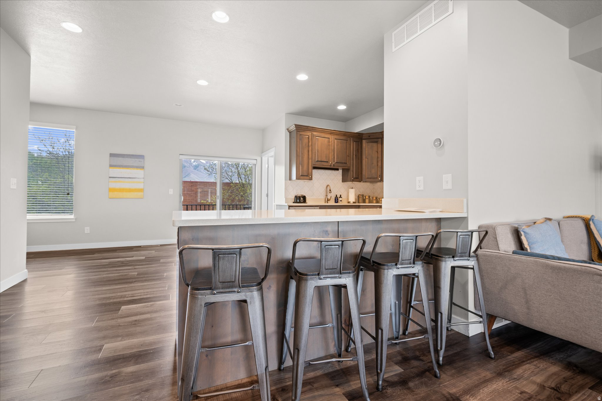 THE RIDGE KNIGHTS CO - Residential