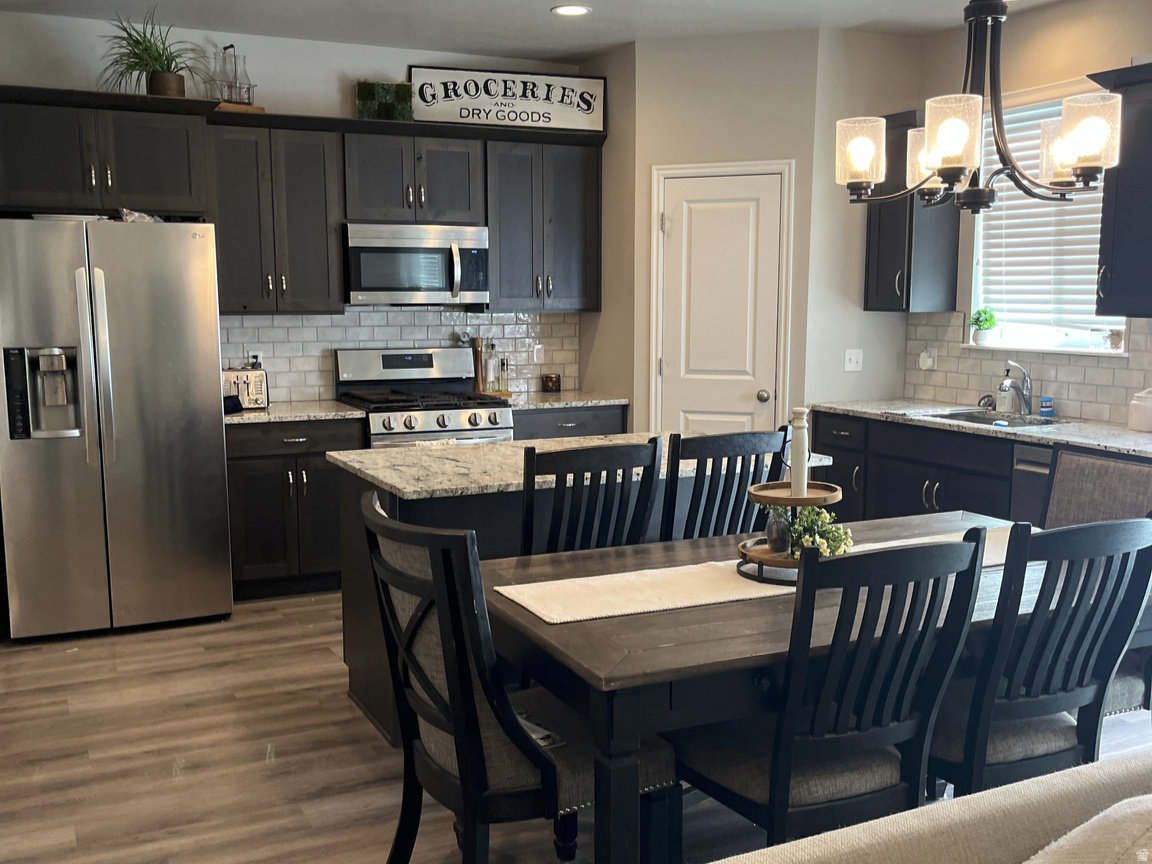 ASPEN RIDGES - Residential