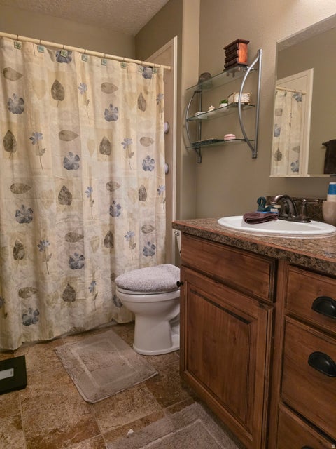Tiny photo for 335 E 100 N, Hyrum, UT 84319 (MLS # 2169668)