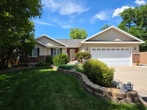 Photo of 335 E 100 N, Hyrum, UT 84319 (MLS # 2169668)