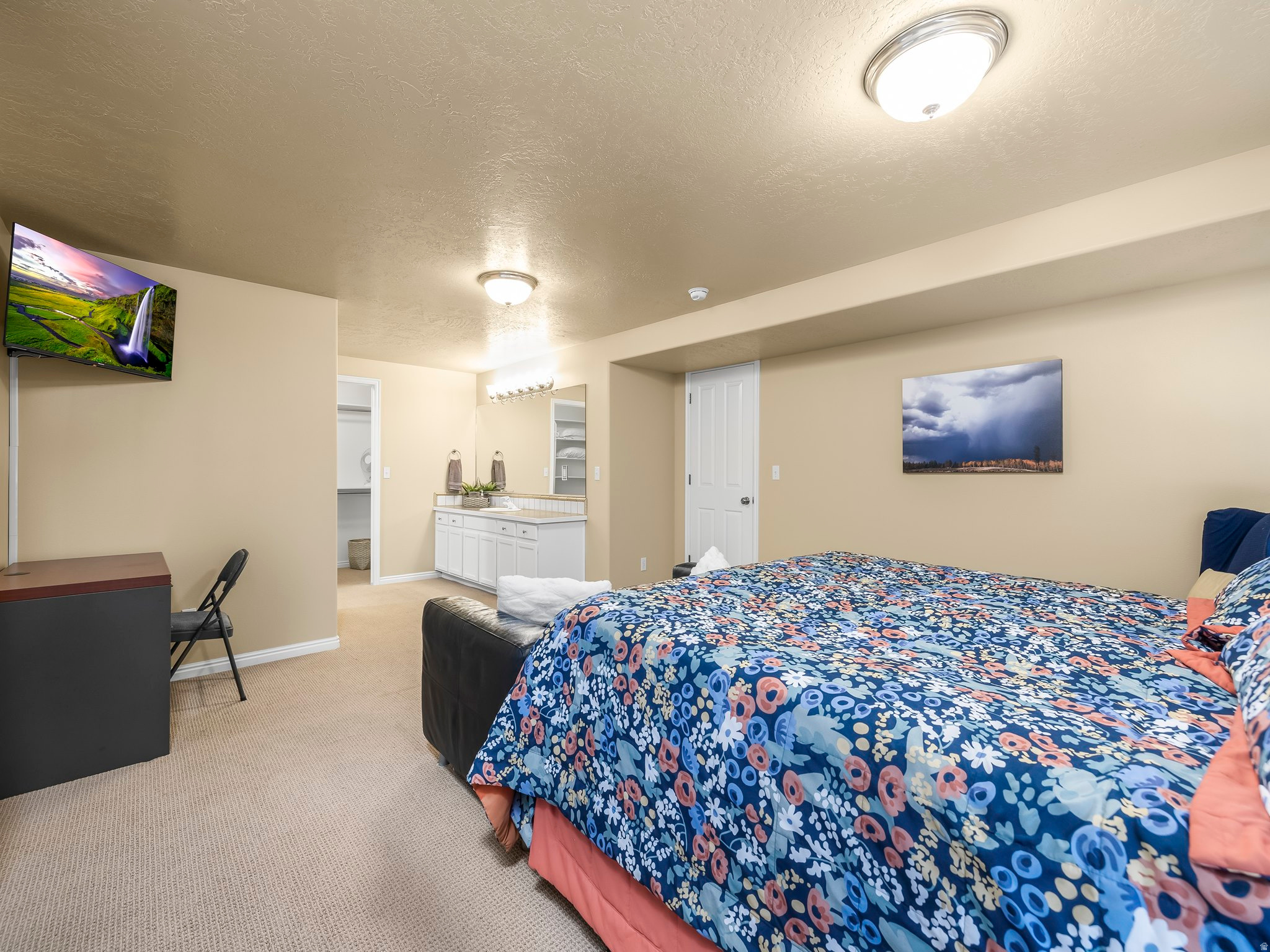 HIGH VALLEY ESTATES - Residential