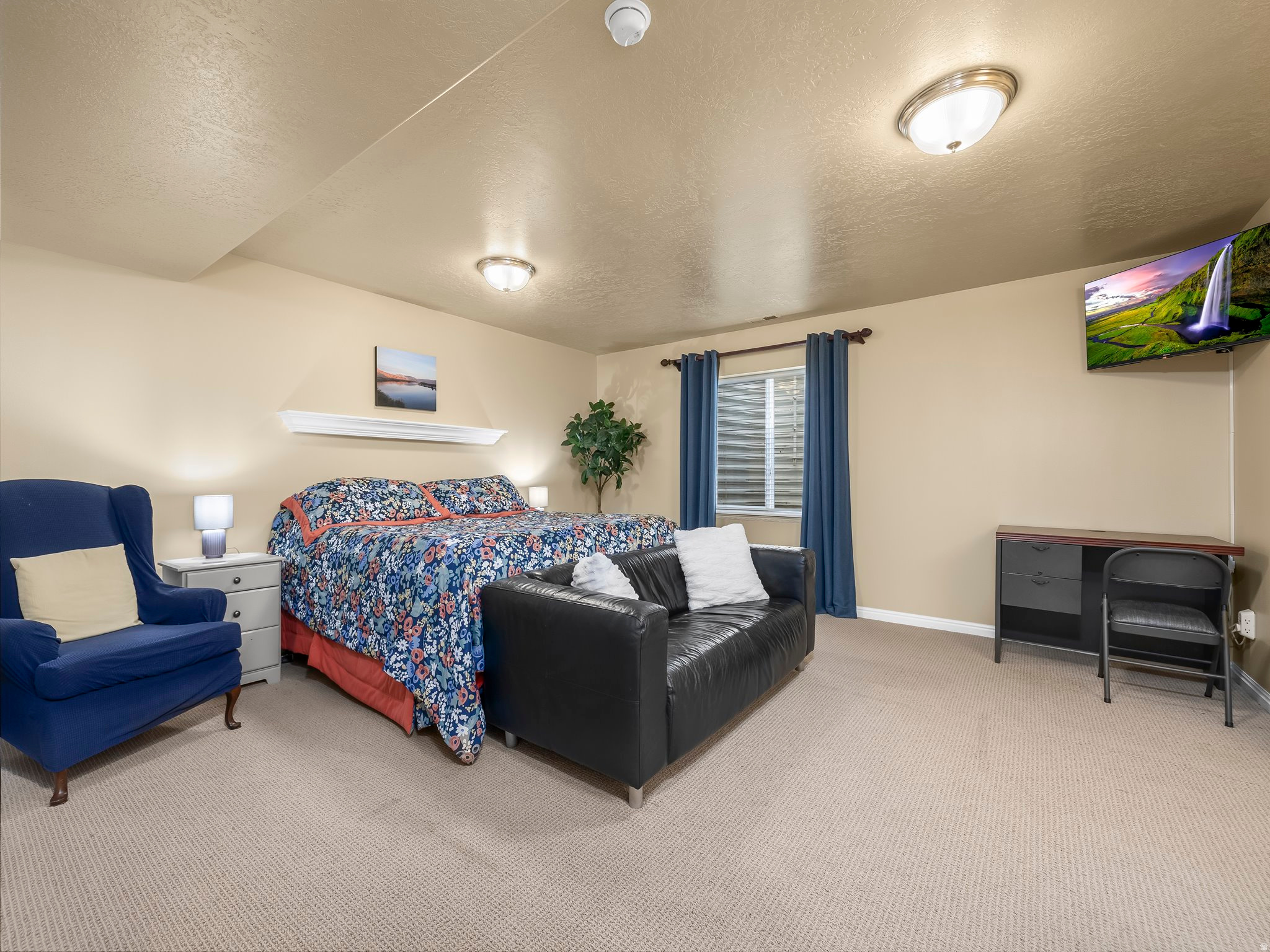 HIGH VALLEY ESTATES - Residential