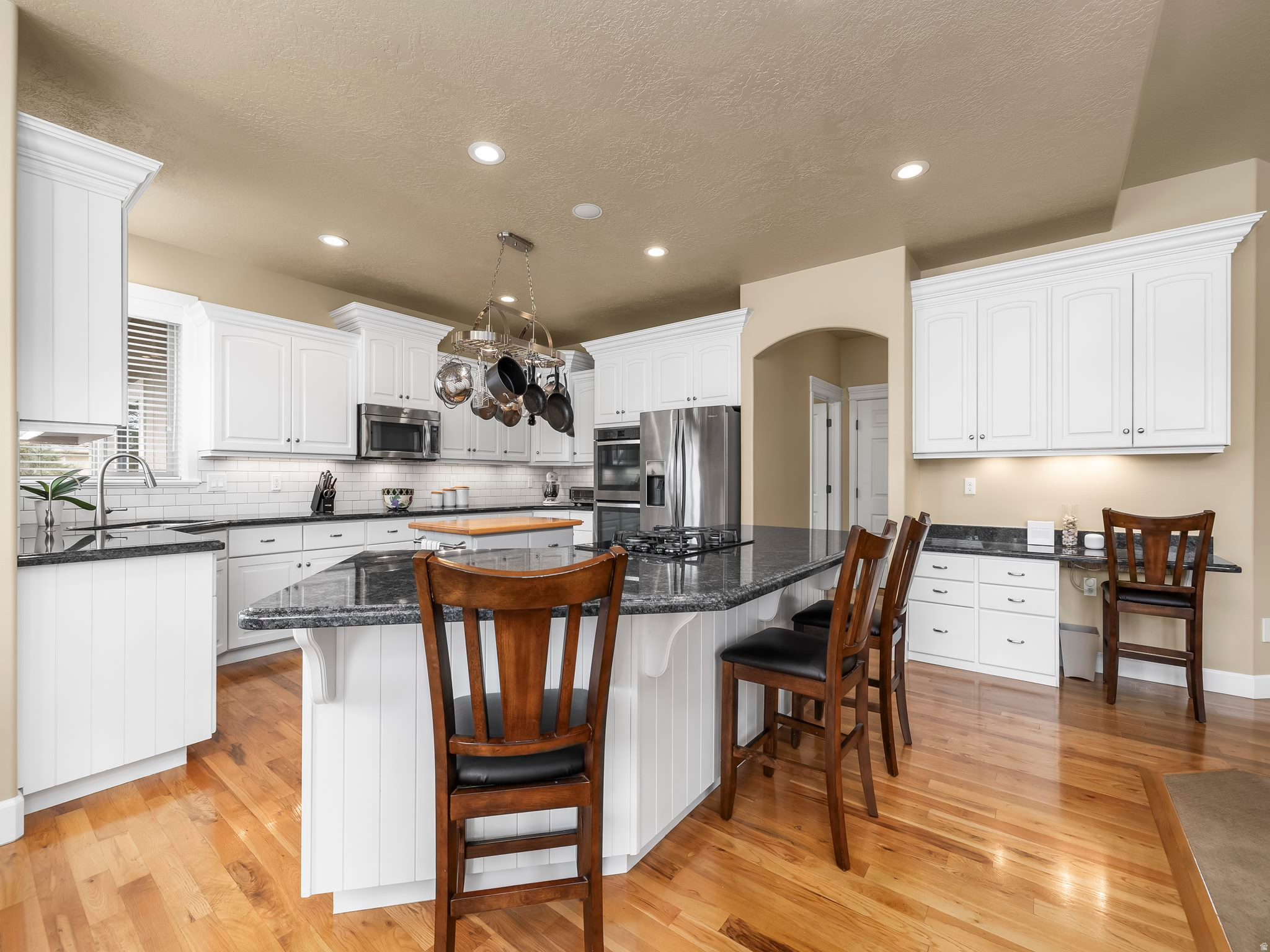 HIGH VALLEY ESTATES - Residential