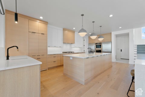 Tiny photo for 165 S FARMHOUSE CIR, Kaysville, UT 84037 (MLS # 2188545)