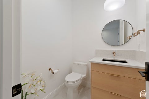 Tiny photo for 165 S FARMHOUSE CIR, Kaysville, UT 84037 (MLS # 2188545)