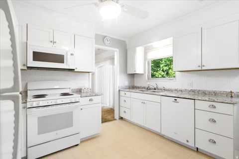 Tiny photo for 3669 S KIMBARY CIR, Salt Lake City, UT 84109 (MLS # 2186722)