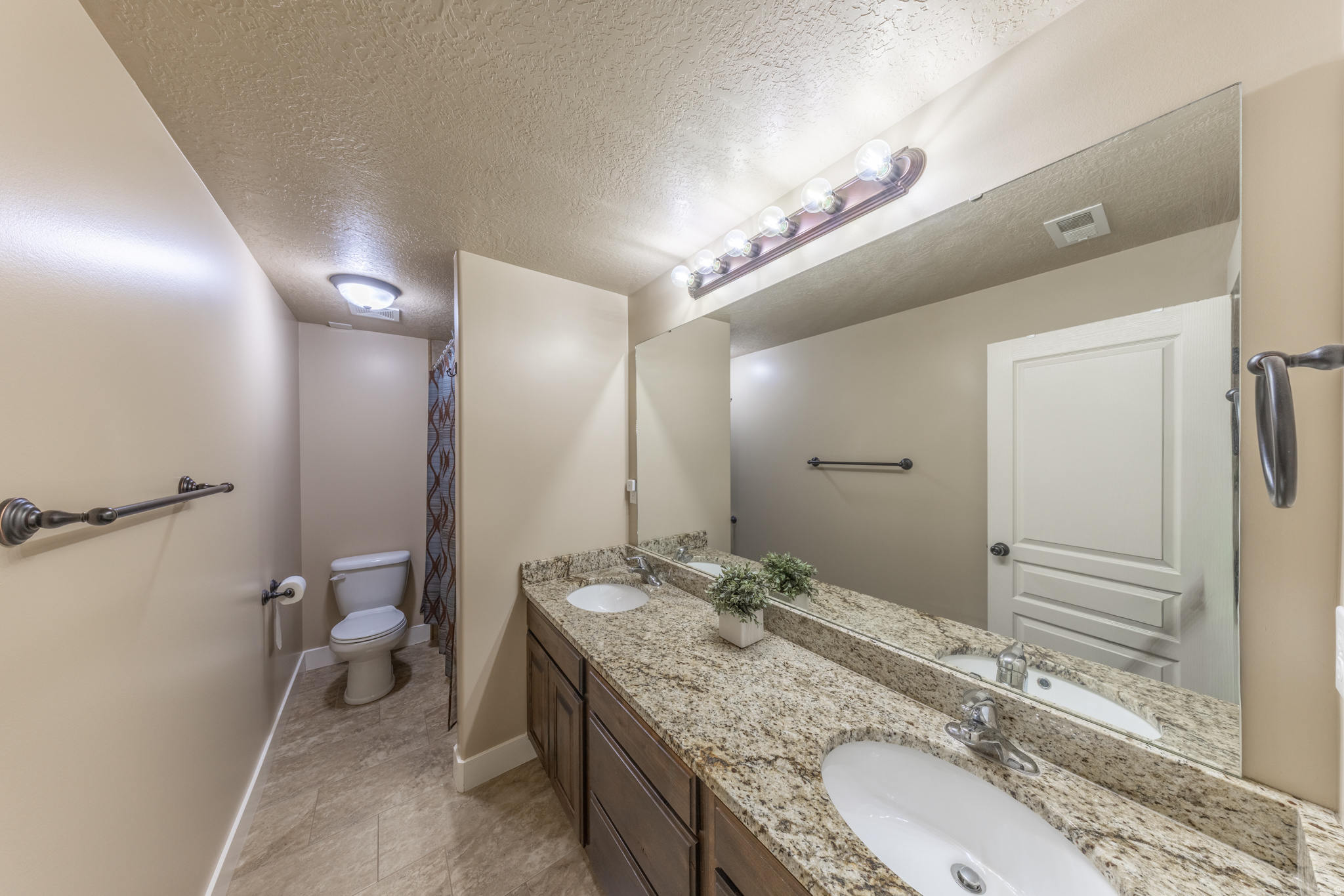 LOVE ESTATES - Residential