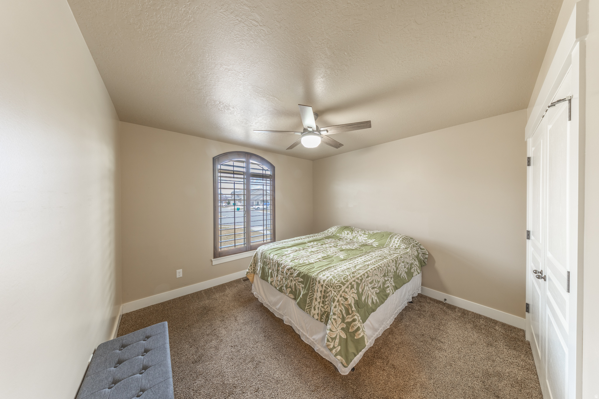 LOVE ESTATES - Residential