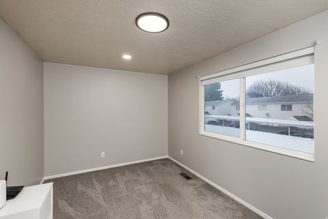 Tiny photo for 935 E 1250 S, Ogden, UT 84404 (MLS # 2138874)