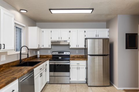 Tiny photo for 935 E 1250 S, Ogden, UT 84404 (MLS # 2138874)