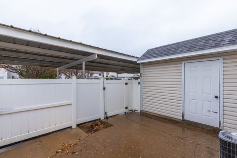 Tiny photo for 935 E 1250 S, Ogden, UT 84404 (MLS # 2138874)