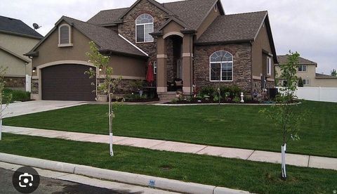 Photo of 1803 W 1125 S, Syracuse, UT 84075 (MLS # 2129057)