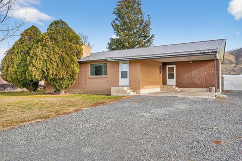 Photo of 1631 S HWY 198, Payson, UT 84651 (MLS # 2127925)