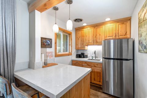 Tiny photo for 250 PARK AVE #B42, Park City, UT 84060 (MLS # 2127977)