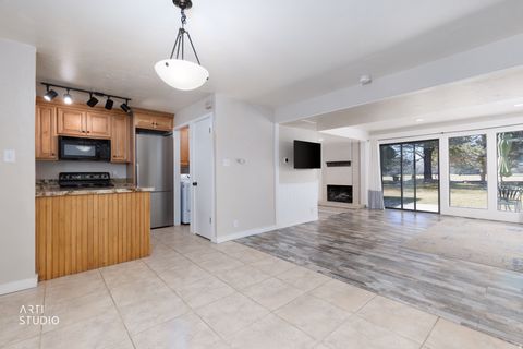 Tiny photo for 2999 N MARRCREST W, Provo, UT 84604 (MLS # 2135421)