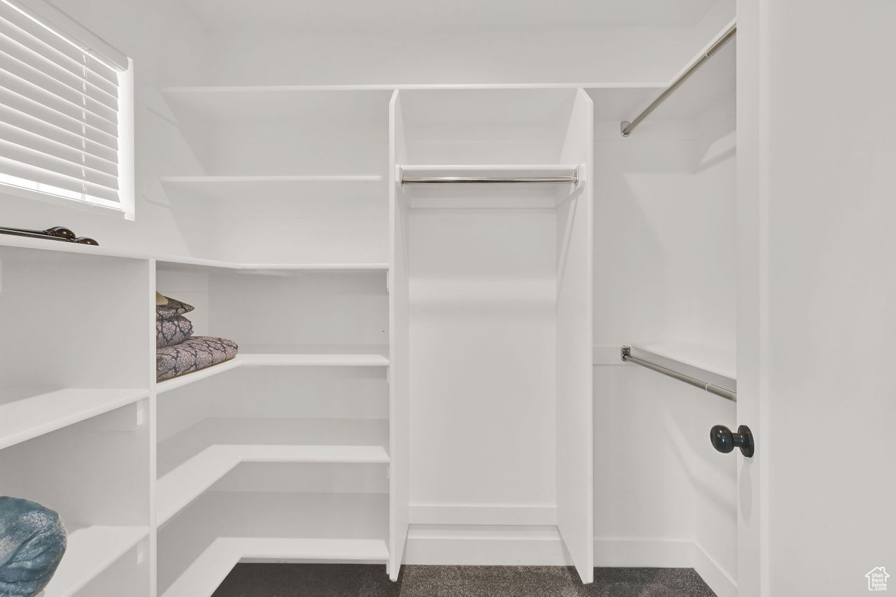 THE OVERLOOK AT 16TH TOWN HOMES - Residential