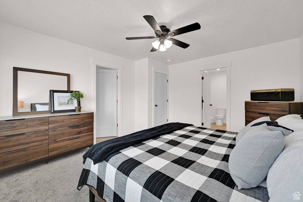 THE OVERLOOK AT 16TH TOWN HOMES - Residential