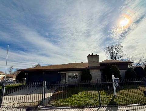 Photo of 4323 W SUNNYVALE DR, West Valley City, UT 84120 (MLS # 2141825)