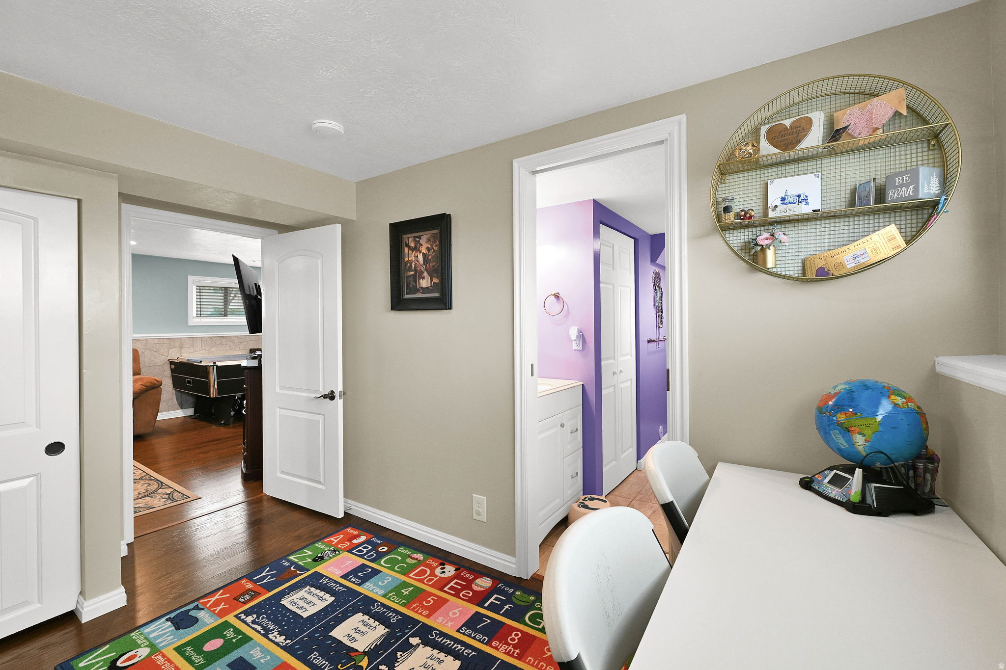 CEDAR RIDGE - Residential