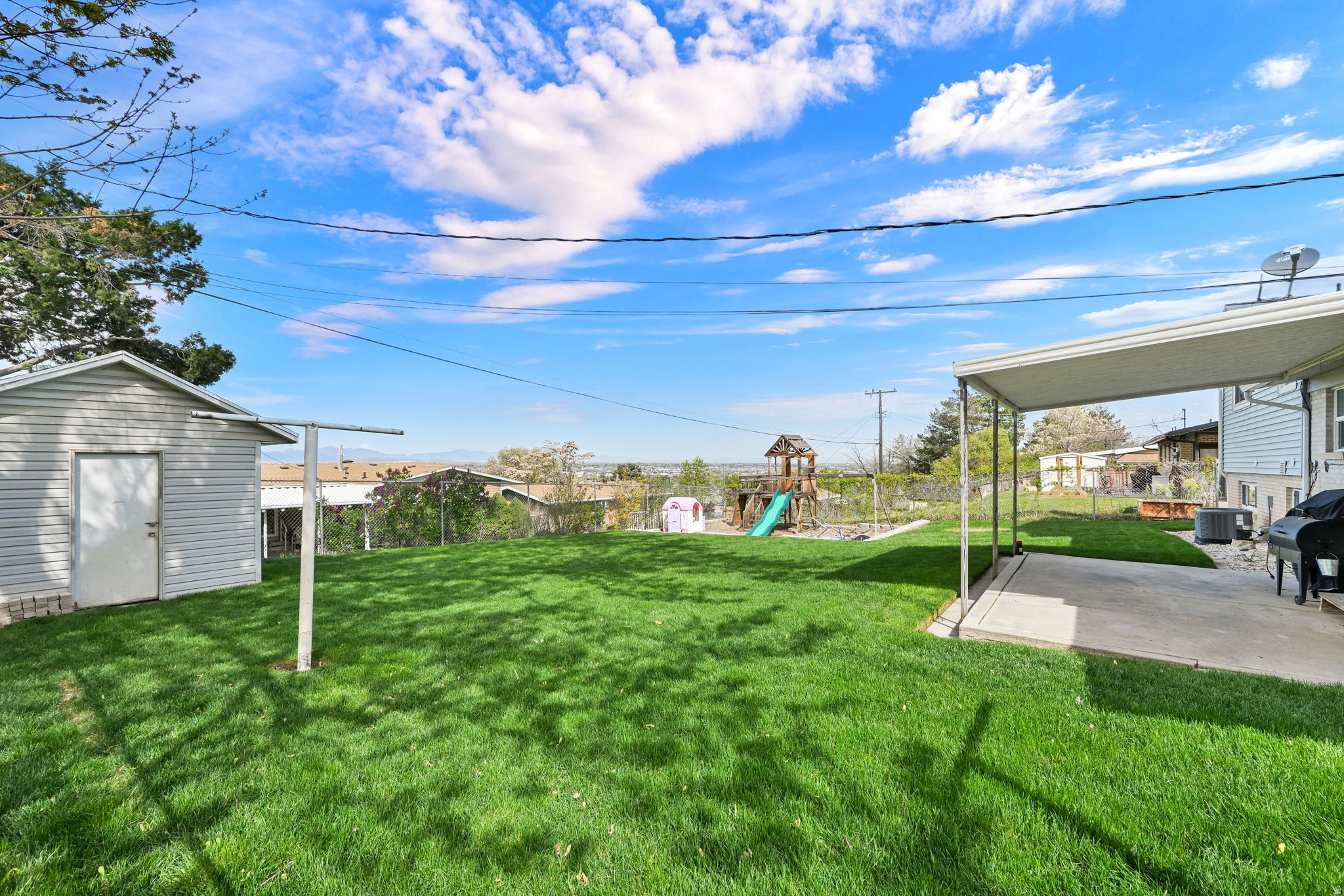 CEDAR RIDGE - Residential