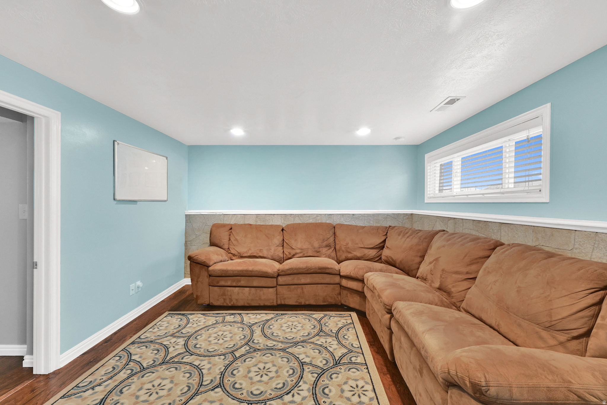 CEDAR RIDGE - Residential