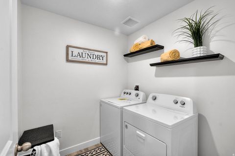 Tiny photo for 1493 S SINAWAVA DR #4143, Washington, UT 84780 (MLS # 2125539)