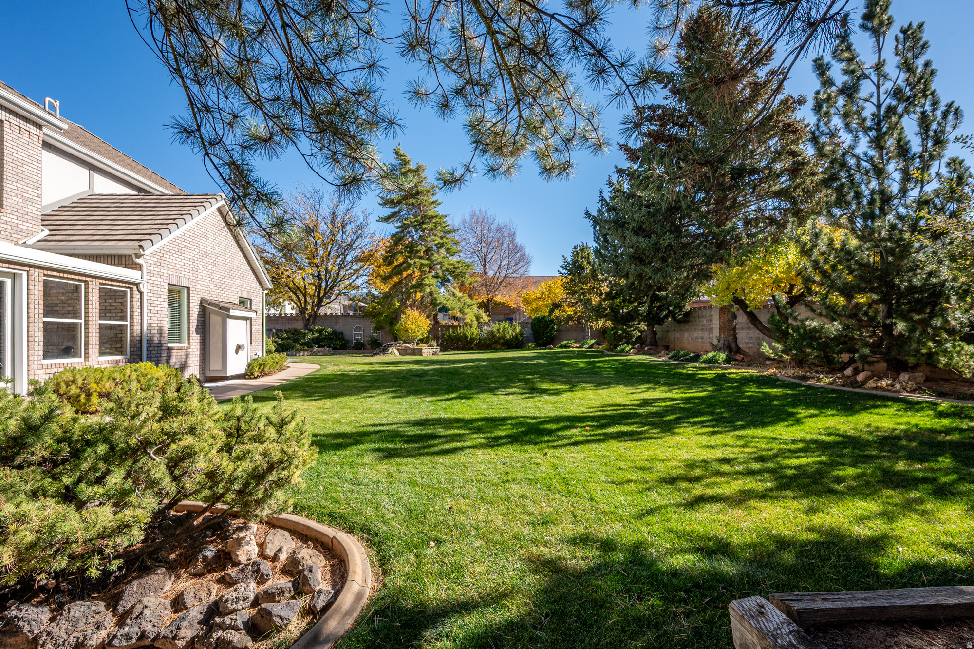 JEFFERSON PARK - Residential