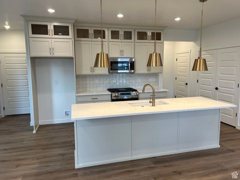 Tiny photo for 6984 W LAKE AVE, South Jordan, UT 84009 (MLS # 2117769)