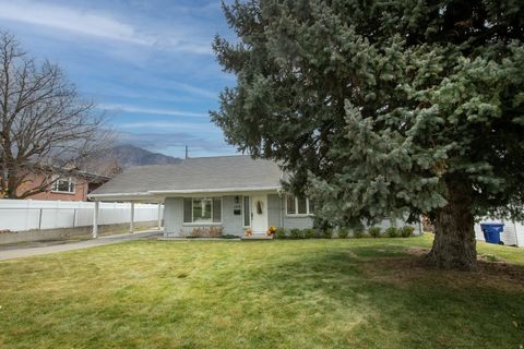 Tiny photo for 2118 E TERRA LINDA DR, Holladay, UT 84124 (MLS # 2124826)