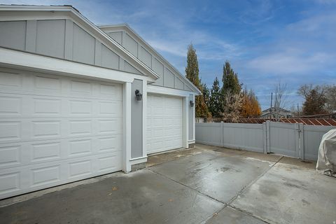 Tiny photo for 2118 E TERRA LINDA DR, Holladay, UT 84124 (MLS # 2124826)