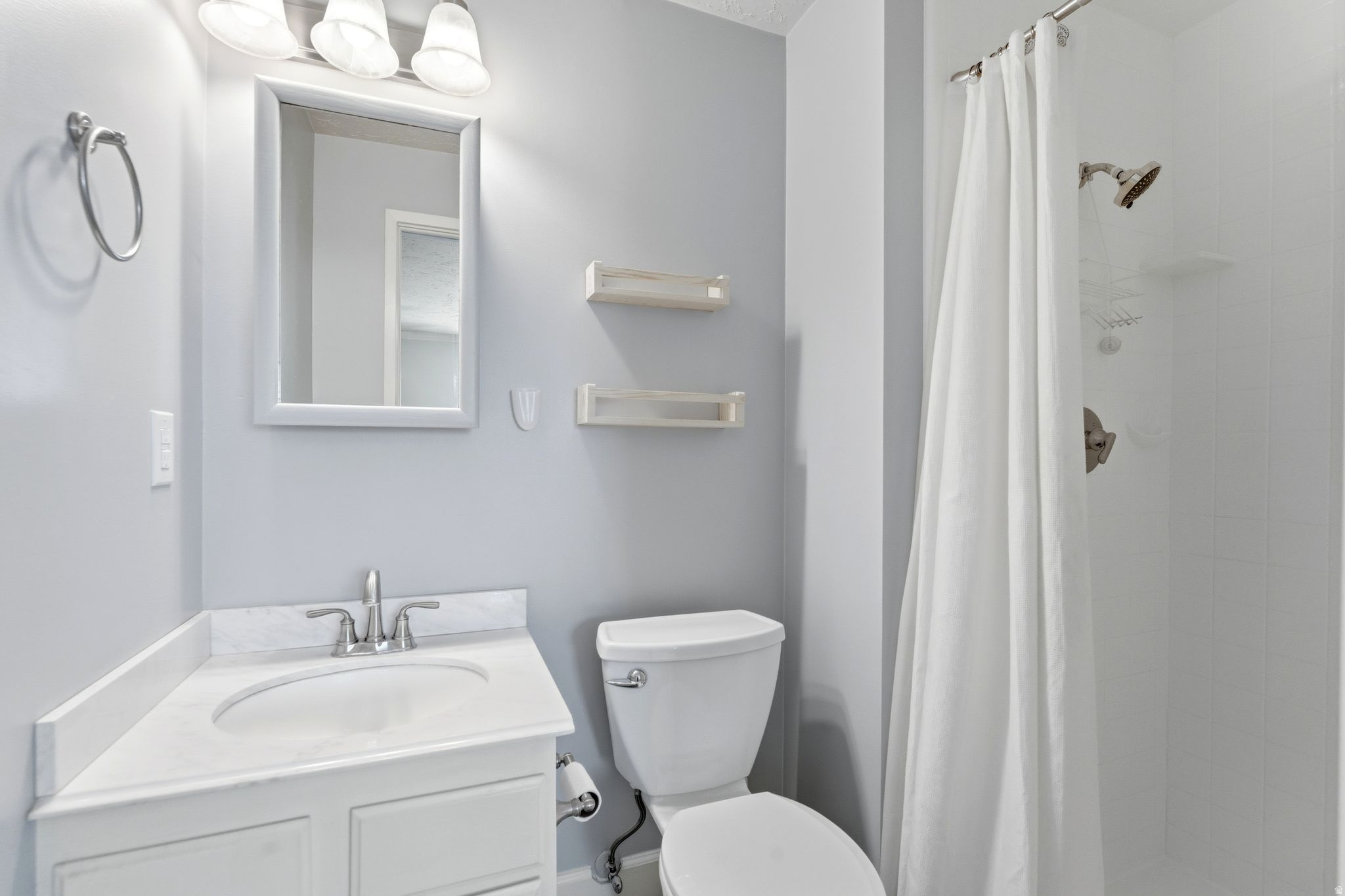 TOWN & COUNTRY ESTATES - Residential